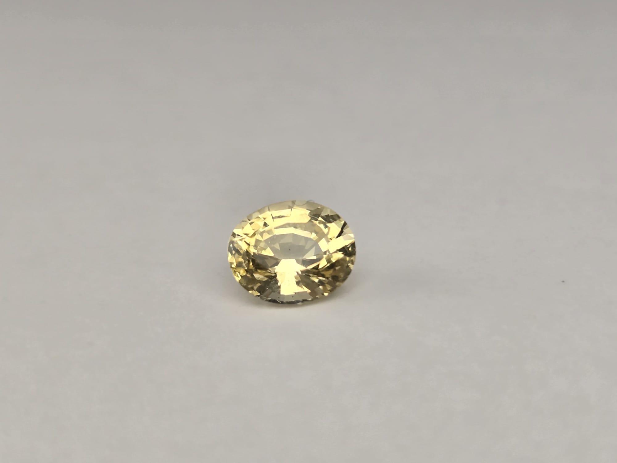 Yellow Sapphire 1.57 ct